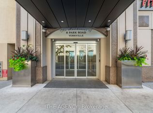 8 Park Rd #3301, Toronto, ON M4W 3S5