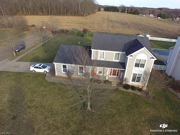 4th image of 1294 Cheverton Ave