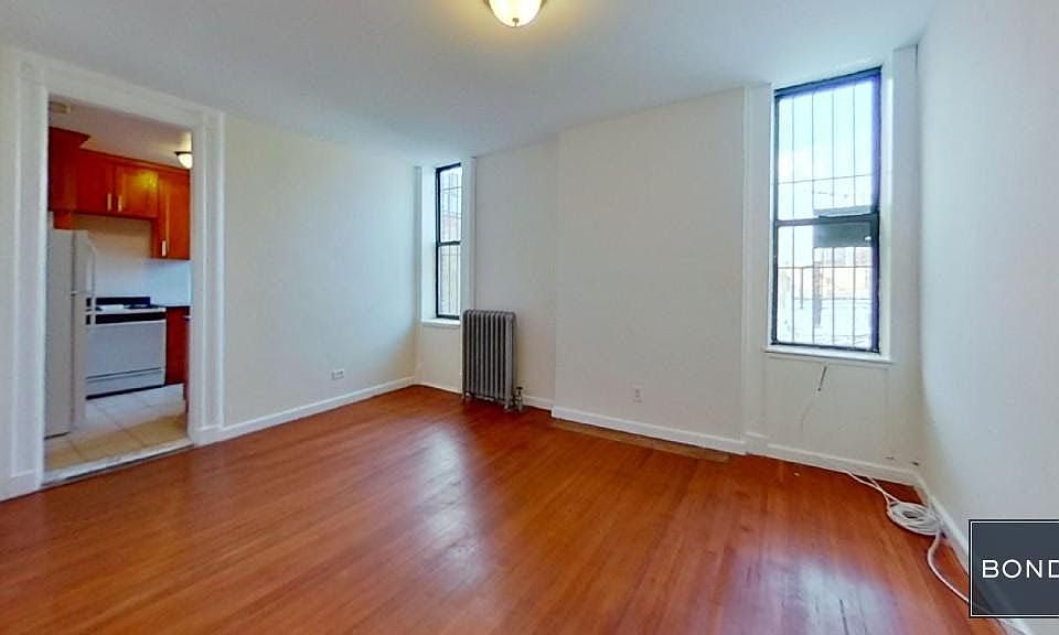 1st image of 2128 3rd Ave #B3