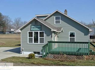 1323 E Bridge St, Portland, MI 48875
