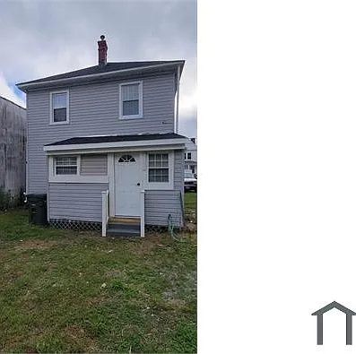 607 Washington St — Photo 6