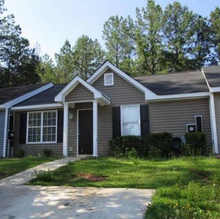 1st image of 79 Skyway Dr