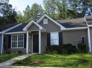 79 Skyway Dr, Warner Robins, GA 31088