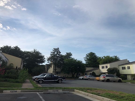 5th image of 416 Spruce Ct