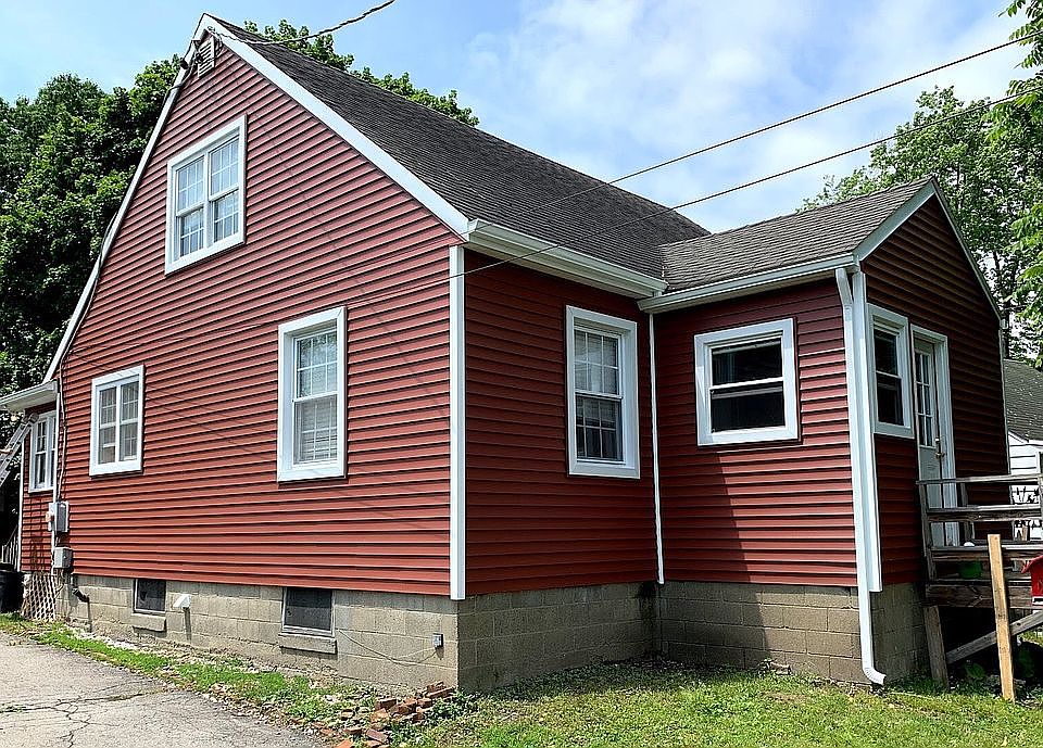 1st image of 14 Cedar Ln