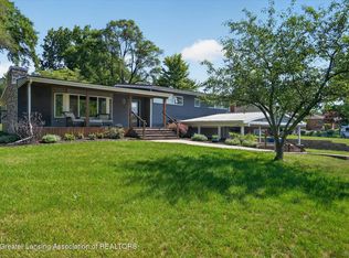 1434 Petts Rd, Fenton, MI 48430