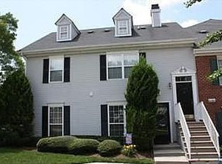 1049 Chedworth Cir, Mahwah, NJ 07430