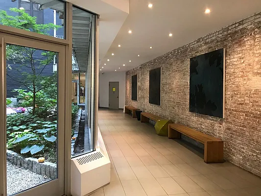 Rented by Level Group | media 10
