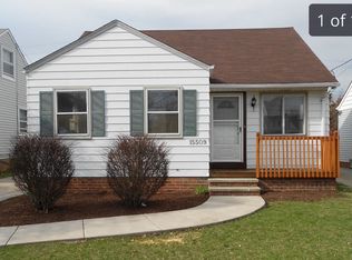 15509 Rockside Rd, Maple Heights, OH 44137