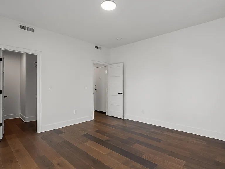 632 Prentis St — Photo 18