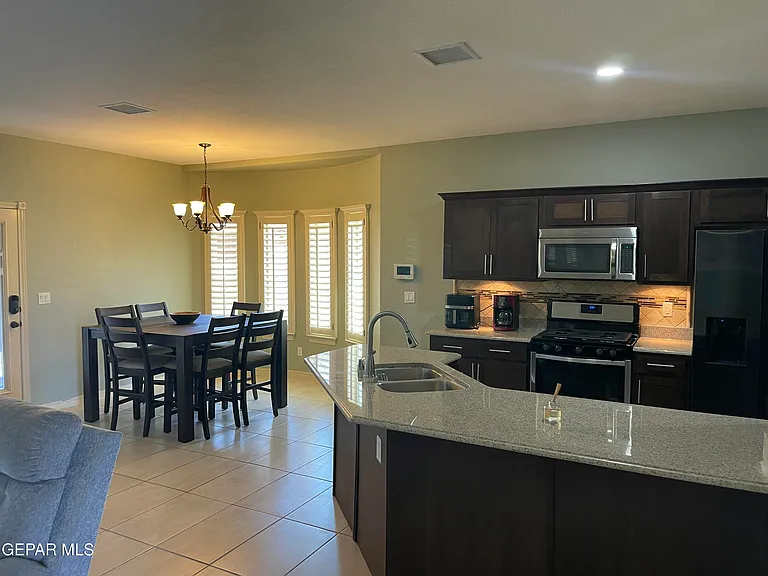 12407 Joe Gomez Ave — Photo 4