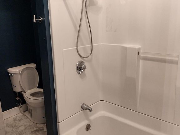 Tub/shower combo with new shower head