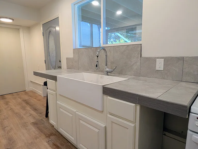 838 Plumosa Ave — Photo 6