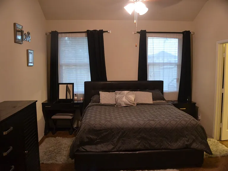 3418 Lorne Dr — Photo 1