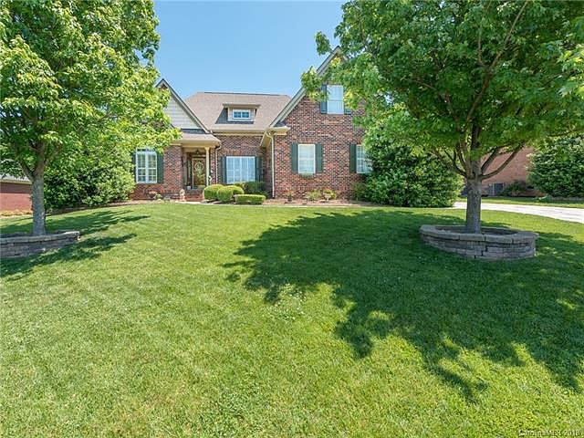 2nd image of 405 McMillan Dr