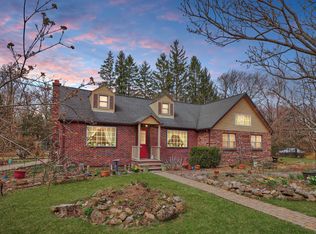 217 Turnbull Rd, New Hartford, CT 06057