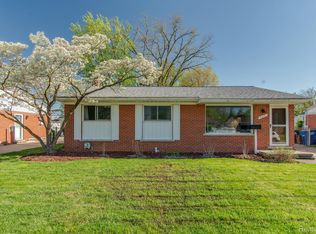 33053 Melton St, Westland, MI 48186