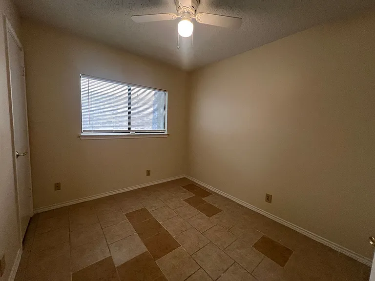 9951 Echo Plain Dr — Photo 14