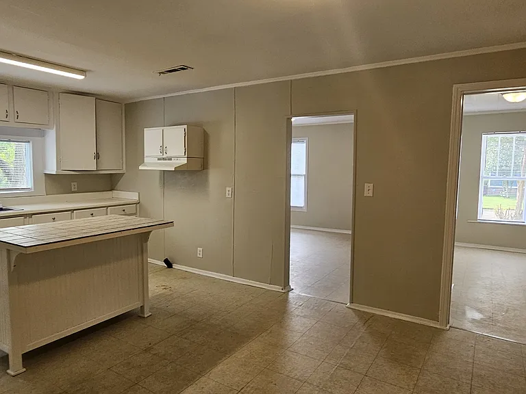 1107 E Lafayette St — Photo 51