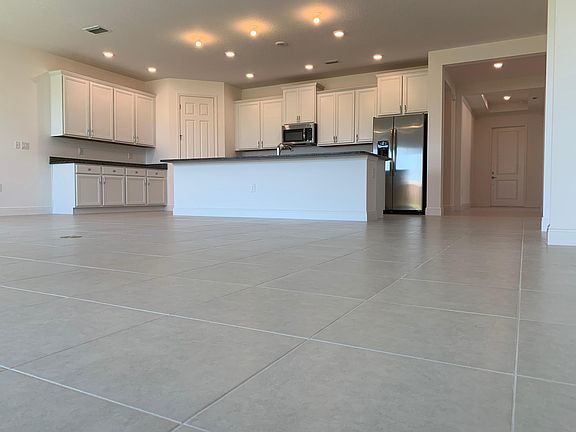 5th image of 10202 SW Coral Tree Cir