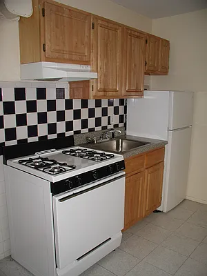 Rented by J Misrahi Realty Corp | media 13