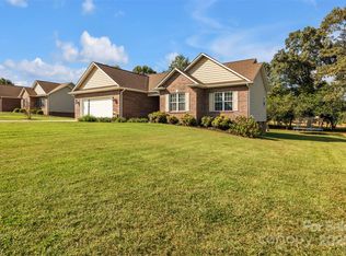 79 Rachels Ln, Taylorsville, NC 28681