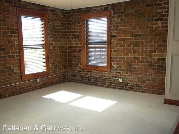 3rd image of 909 E Ash St Unit 201