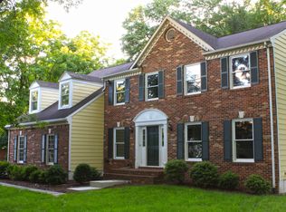 563 Malcolm Rd NW, Vienna, VA 22180