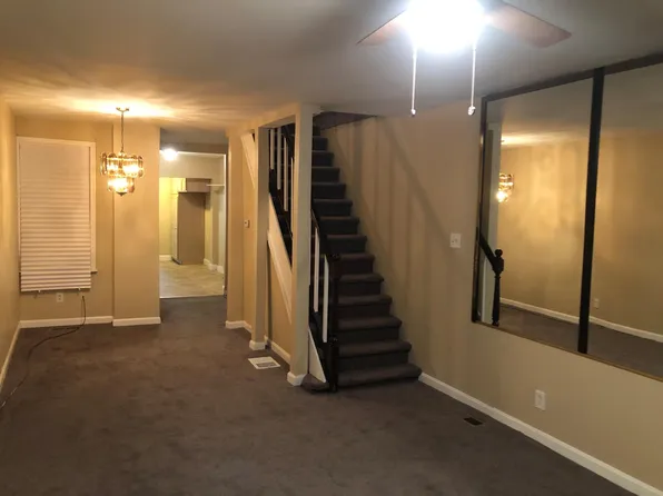 811 W 7th St, Chester, PA 19013