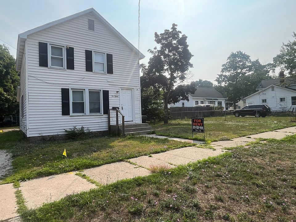 1st image of 1080 Ambrosia St