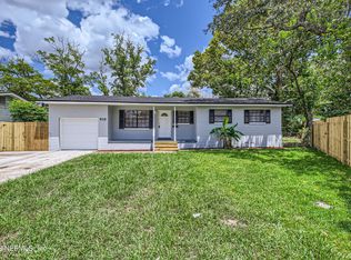 935 Jorick Ct E, Jacksonville, FL 32225