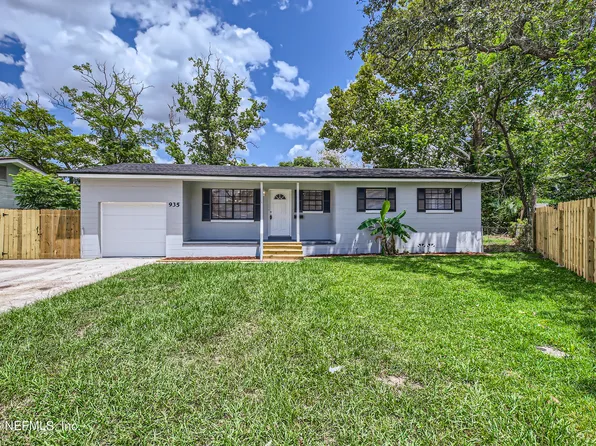 935 JORICK Court E, Jacksonville, FL 32225