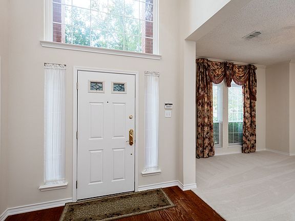 4th image of 2622 Tillman Dr