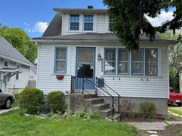 1288 Southlyn Dr, Dayton, OH 45409
