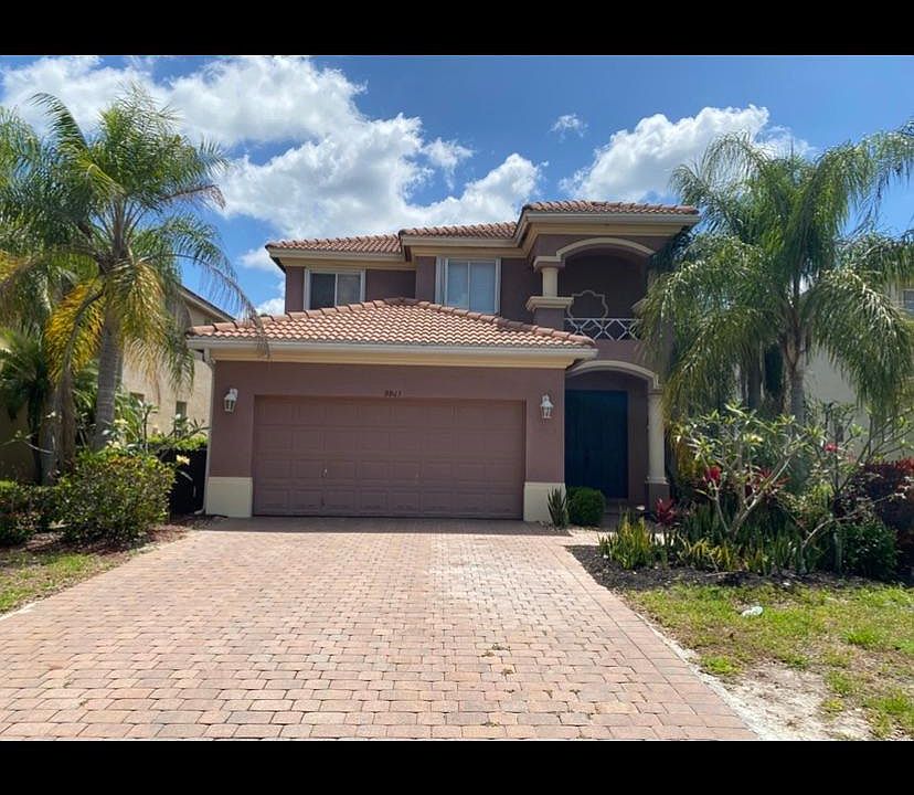 1st image of 9923 Springlake Cir