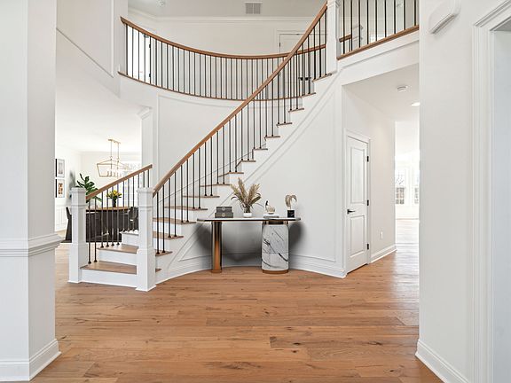 The Stoneleigh Foyer