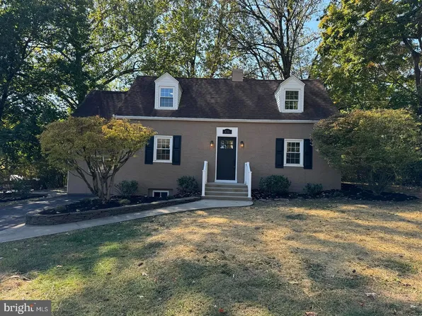 830 Clahor Ave, Collegeville, PA 19426