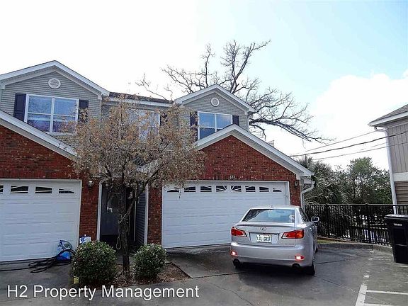 2nd image of 633 W Saint Augustine St