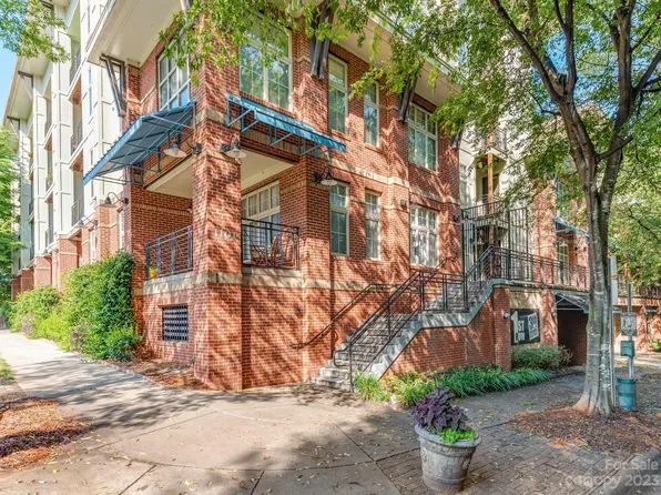 1101 W 1st St APT 406, Charlotte, NC 28202