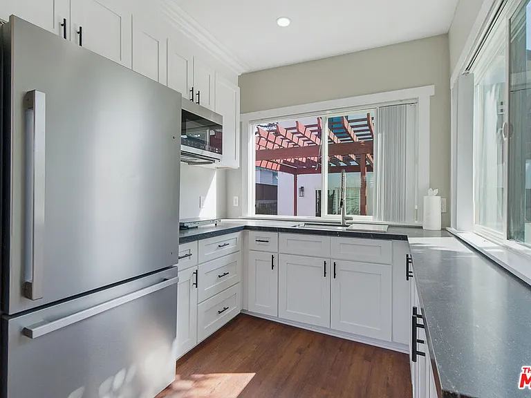 1301 Angelus Ave #ADU — Photo 6