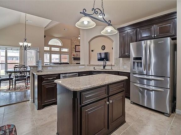 3rd image of 12467 Belmeade Dr