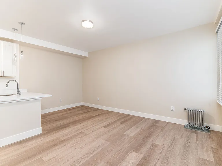 1835 Vallejo — Photo 20