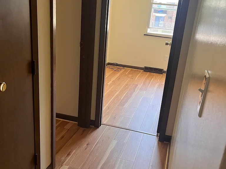 241 Robert Dr — Photo 11