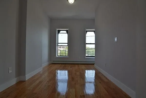 Rented by David Hirsch, LREB | media 14