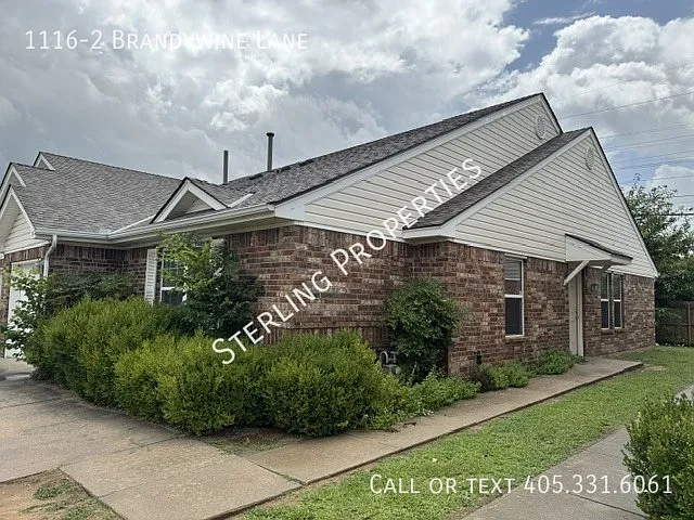 3 bed, 1309 sqft, $1,250 — Photo 2