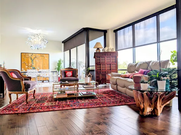 1111 Bering Dr Unit 503, Houston, TX 77057