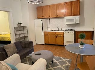 2006 Maple Ave #1R6, Evanston, IL 60201