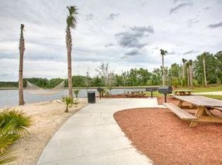 535 Walden Shores Ln, Brunswick, GA 31525