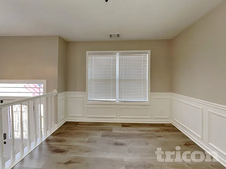 209 Arbor Dr — Photo 5