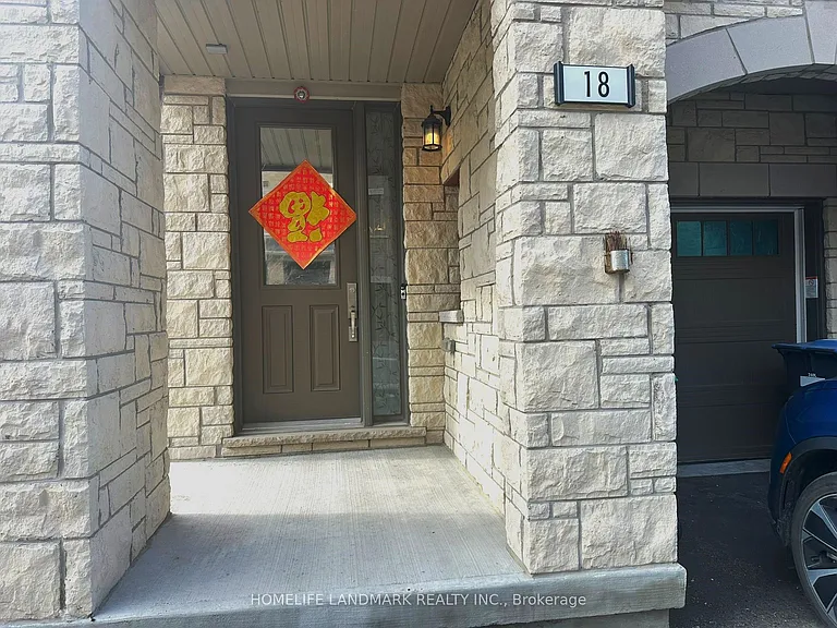 18 Lavinia Rd — Photo 2